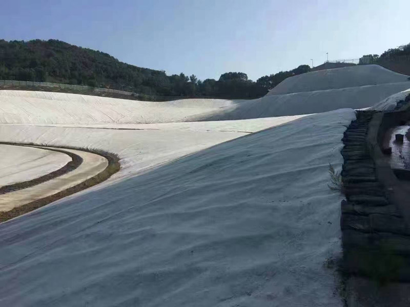 貴陽垃圾填埋場(chǎng)長(zhǎng)絲土工布應(yīng)用案例